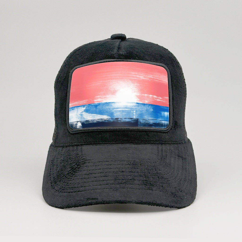 Horizon Glow - Serene Depths on the Midnatt Velvet Trucker