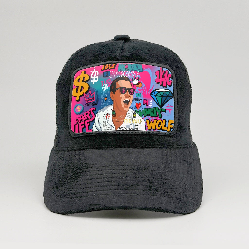 King of Capital – Wolf of Wall Street Pop Art on the Midnatt Velvet Trucker