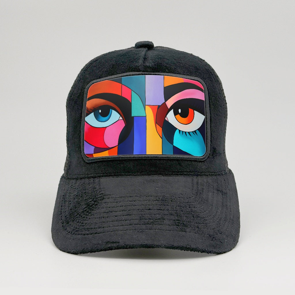 Abstract eyes on the Midnatt Velvet Trucker