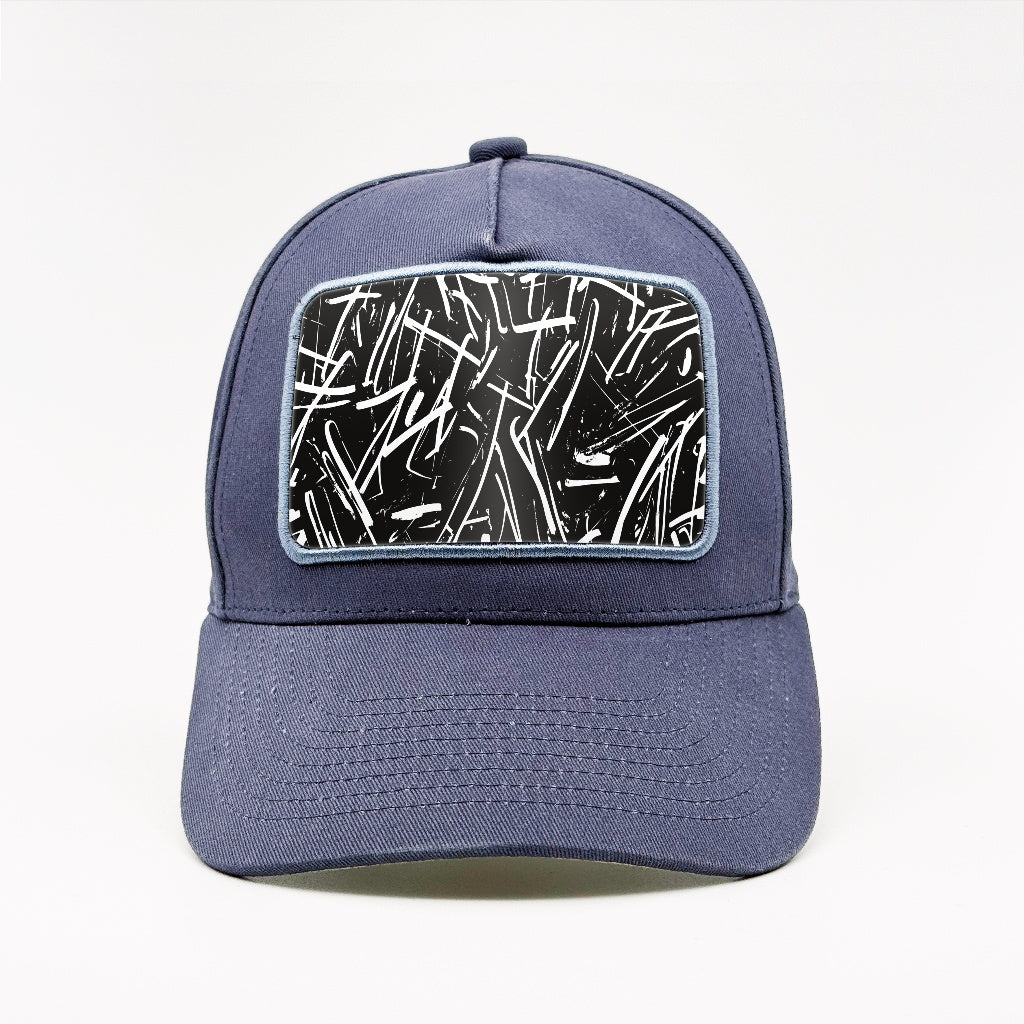 Untamed Canvas: An Abstract Grunge Study on the Marinblå Cotton Classic