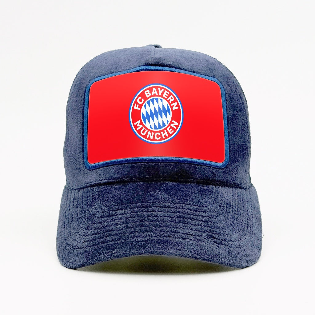 FC Bayern München on the Fjord Velvet Trucker