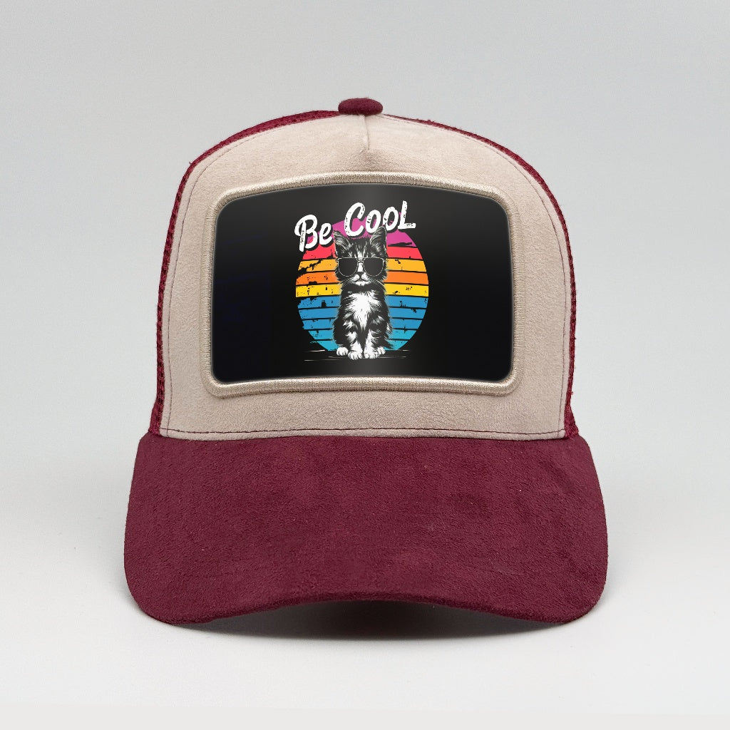 Be cool cat on the Faluröd Suede Trucker