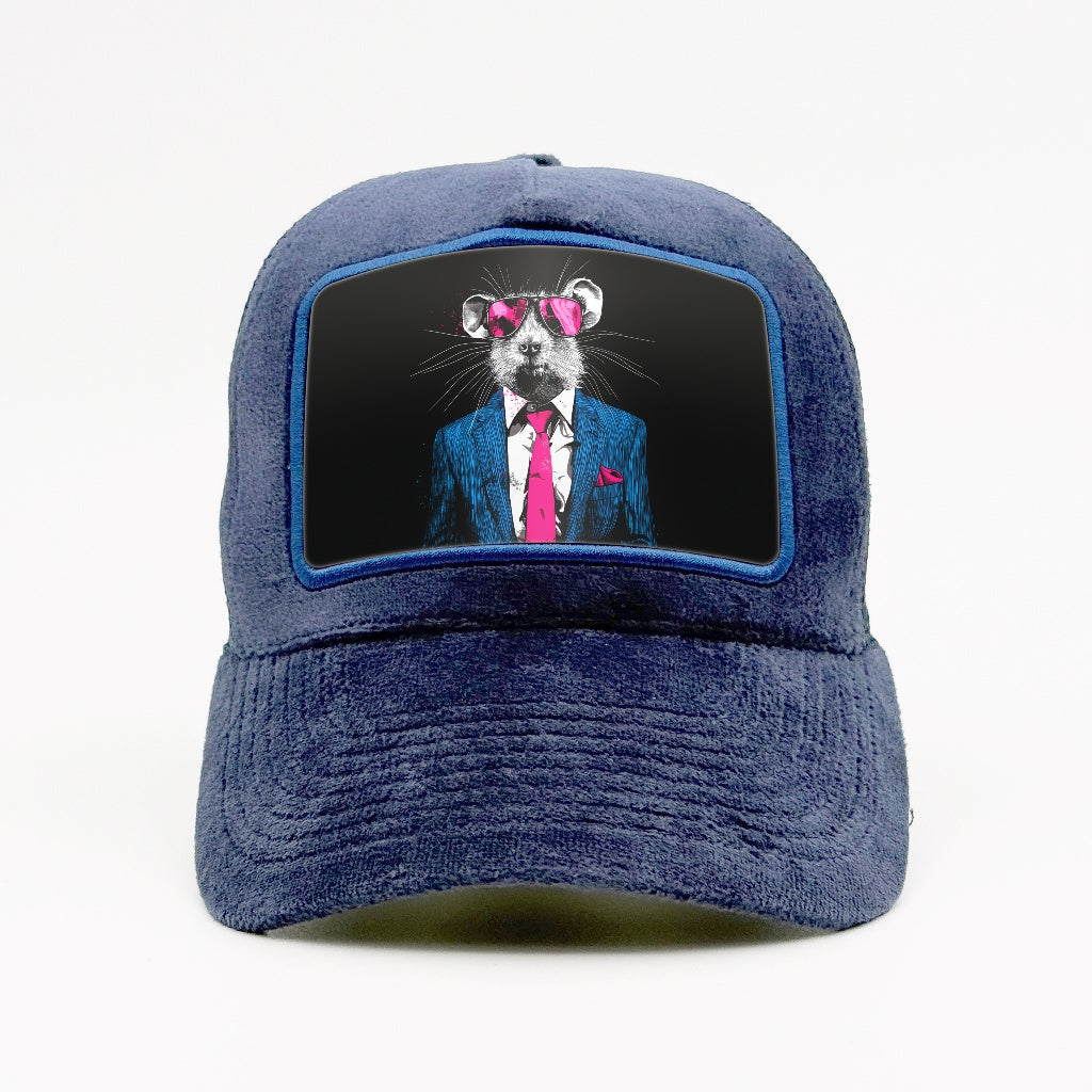 The Mouse Who’s Ready to Steal the Show (and Your Cheese) on the Fjord Velvet Trucker