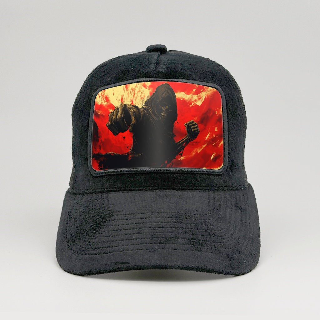 Punching reaper on the Midnatt Velvet Trucker