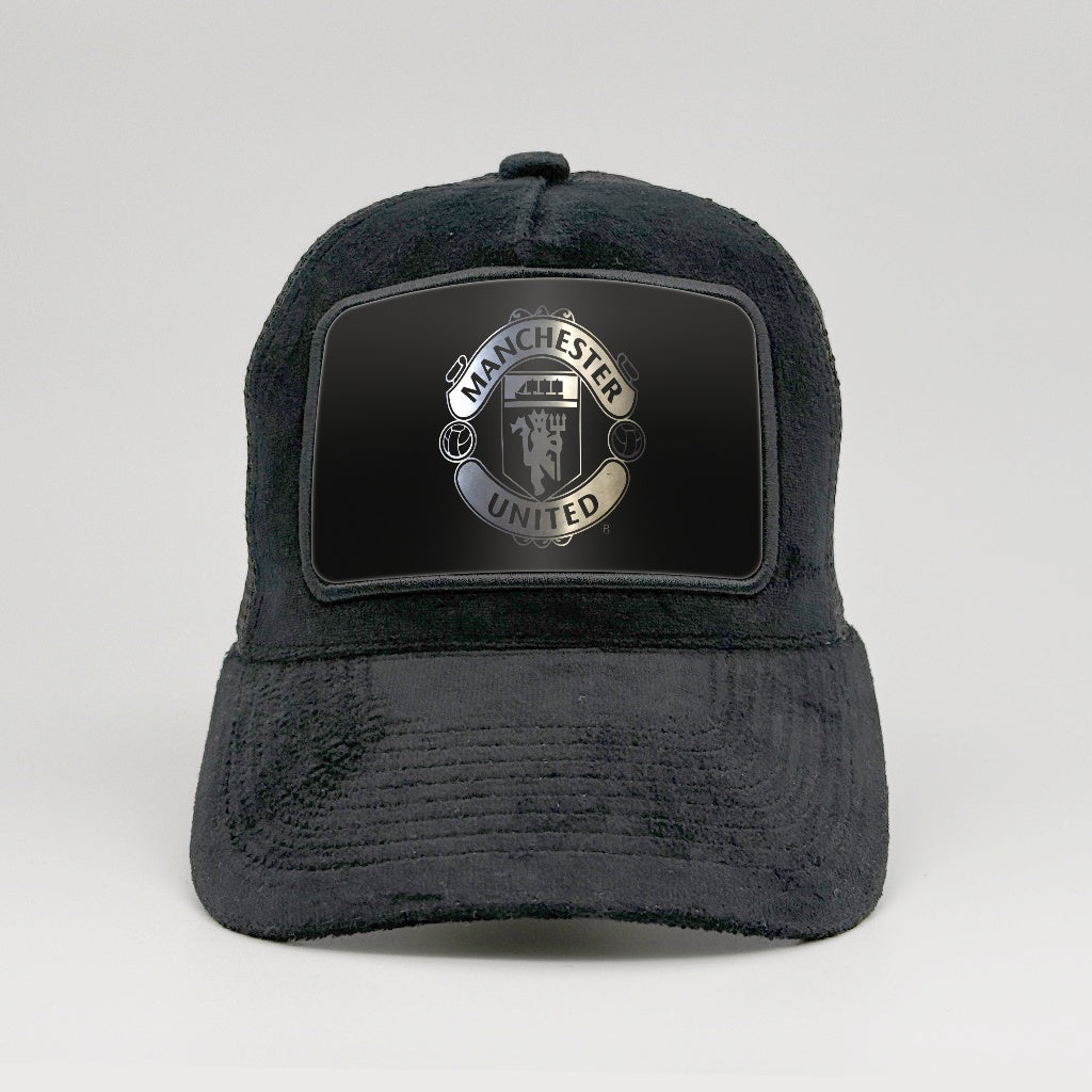 Manchester United on the Midnatt Velvet Trucker