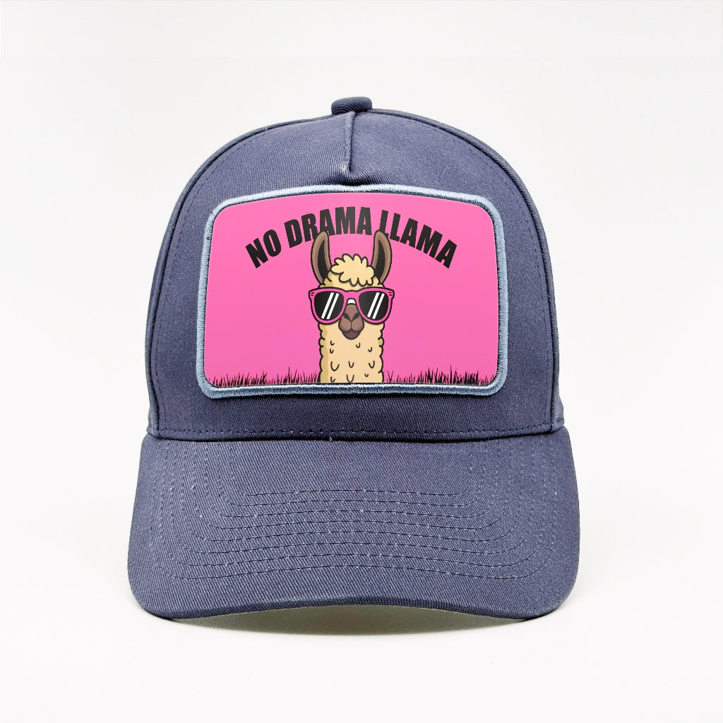 Chill Vibes Only: The No Drama Llama on the Marinblå Cotton Classic