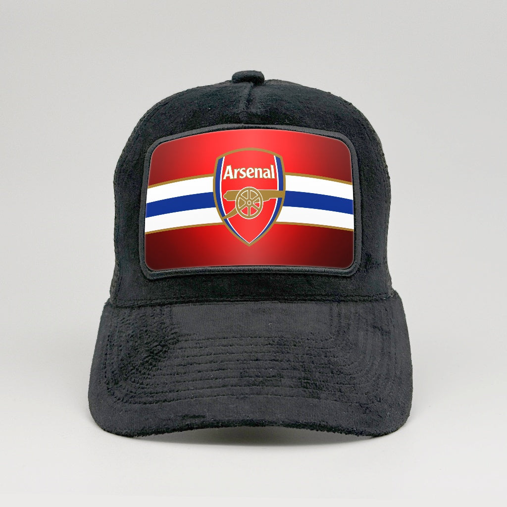 Arsenal on the Midnatt Velvet Trucker