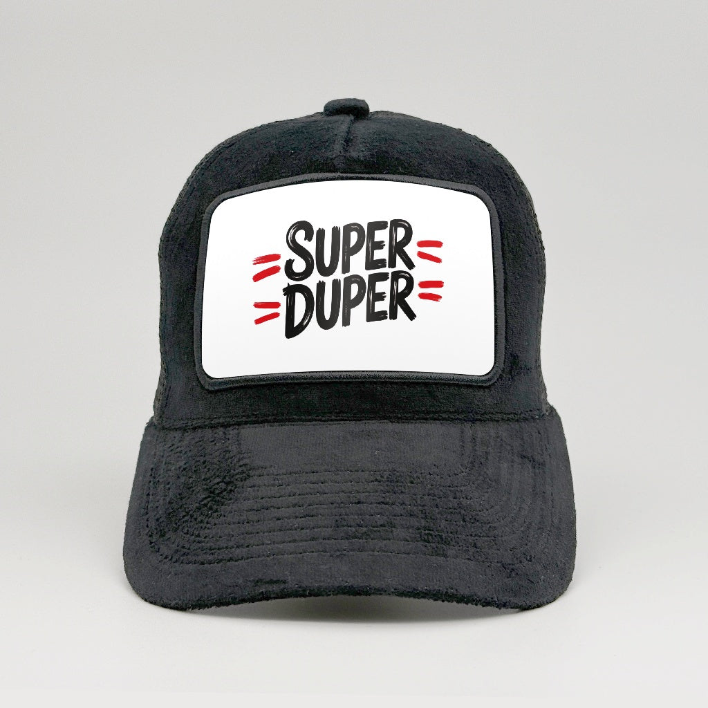 "Super Duper" on the Midnatt Velvet Trucker